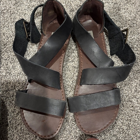 Madden Girl Two-Tone Ballet Flats in Beige and Black - Picture 4 of 6